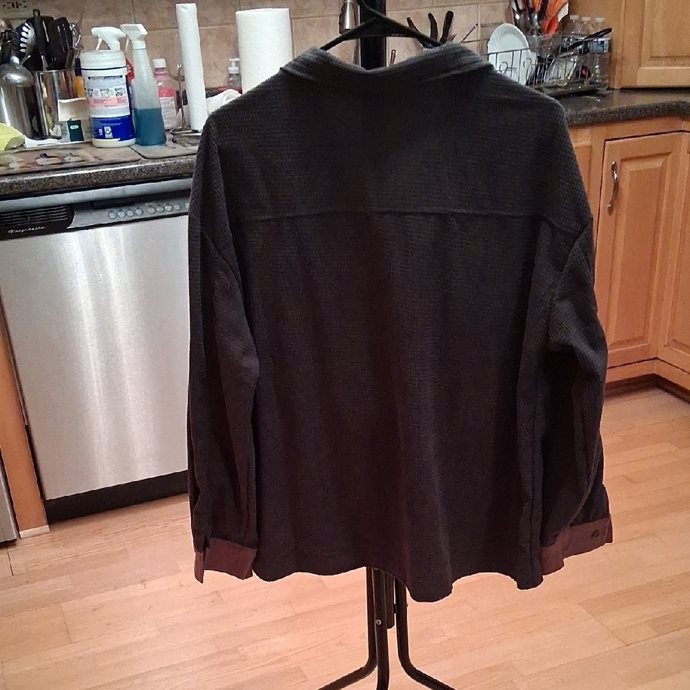 Source Unknown Two-Tone Women's Shacket - image 8